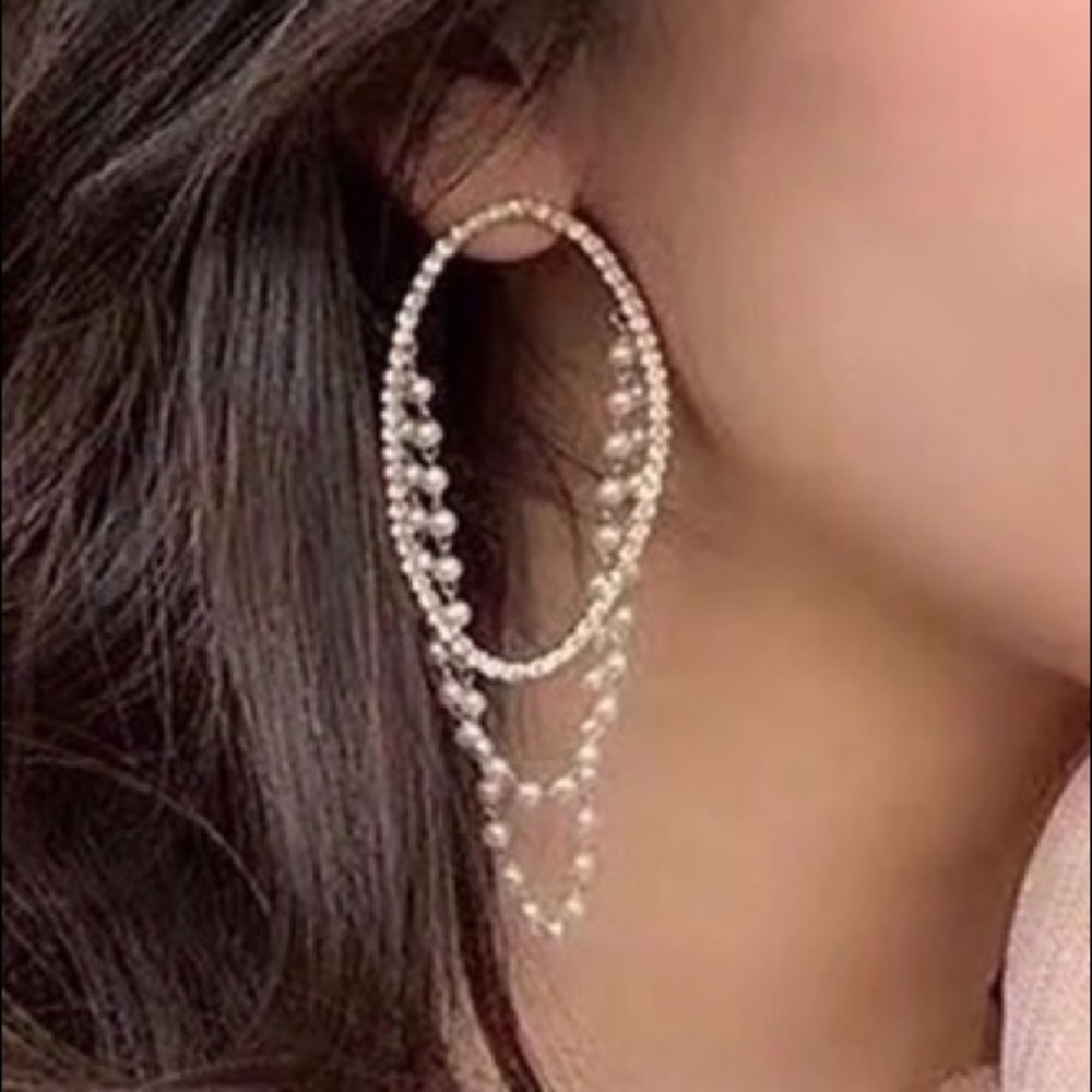 NWT Oval Hoop Pearl Strands Drop Rhinestone Earrings